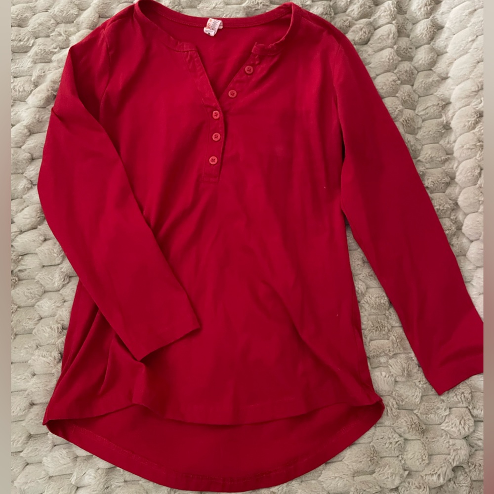 Basic everyday long sleeve